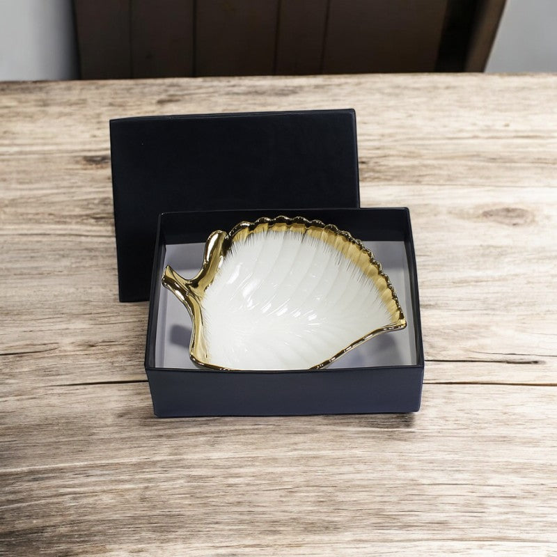 Porsachi Leaf-Shaped Porcelain Serving Dish – White & Gold Luxury Bowl | Adornia.pk