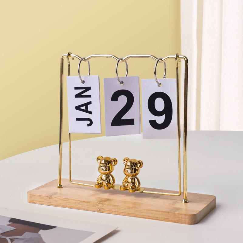 Metal Calender for Home Decoration