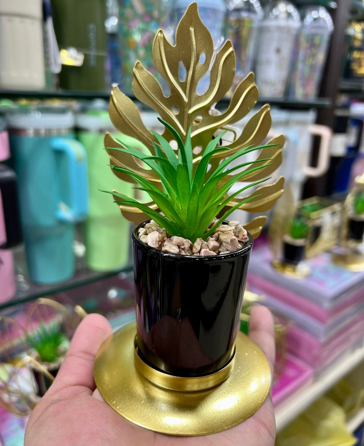 Metal Pot for Home Decoration