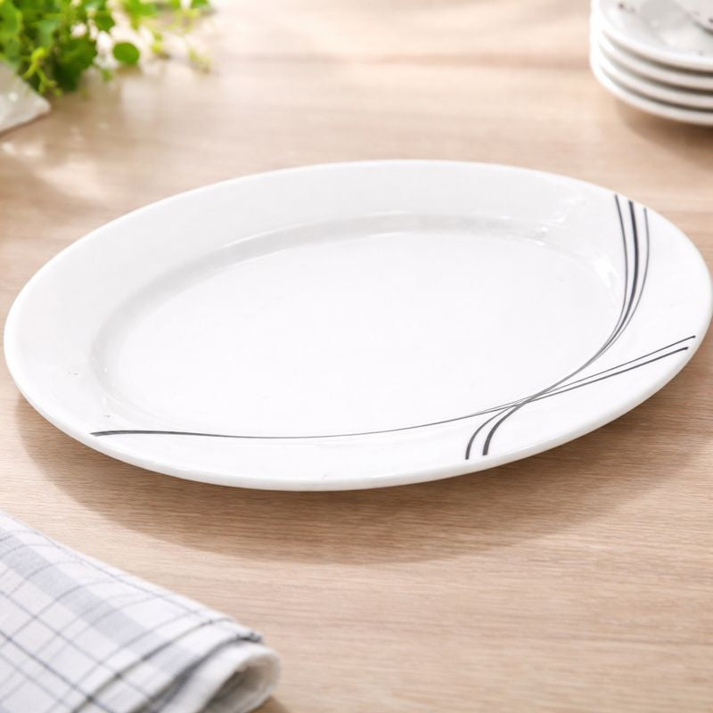 Elegant Black Dish – Modern Ceramic Serving Dish