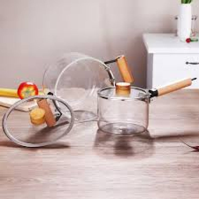 وعاء مقاوم للحريق بمقبض خشبي