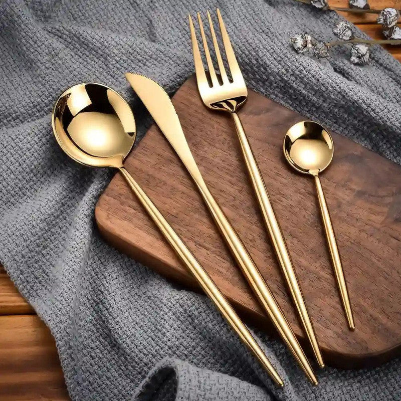 Pure Golden Dinnerware Cutlery Set – 24 Pieces | Elegant & Luxury Tableware