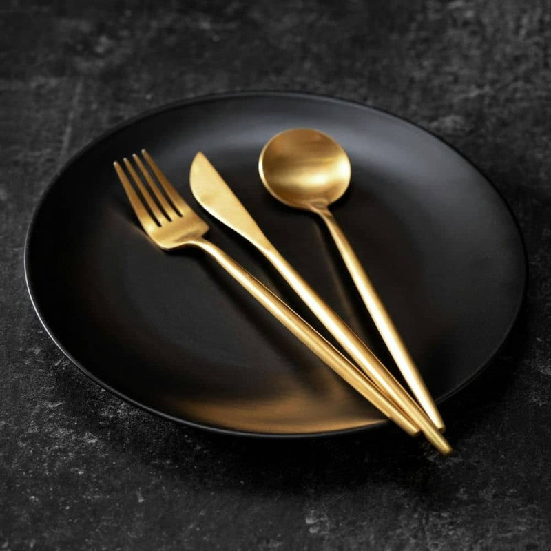 Pure Golden Dinnerware Cutlery Set – 24 Pieces | Elegant & Luxury Tableware