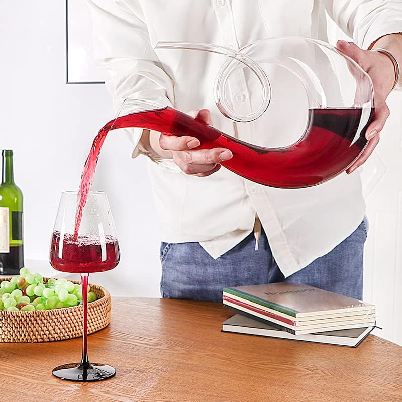Buy Snail-Shaped Glass Decanter – Stylish Juice & Beverage Server – Home Dining Essentials Pakistan