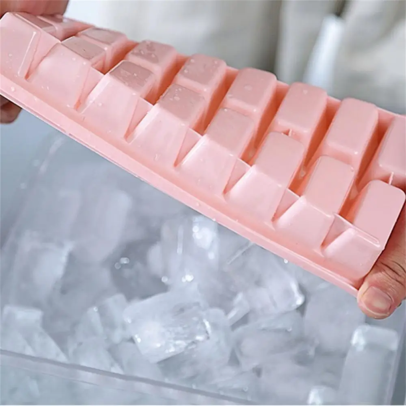 Non-Stick Ice Cube Tray with Lid – Plastic Mold for Ice, Jelly & Drinks | Buy Online in Pakistan