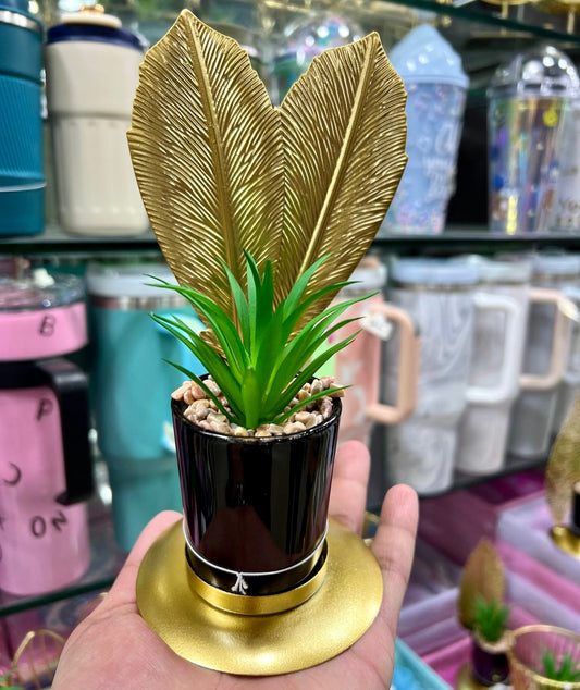 Metal Pot for Home Decoration