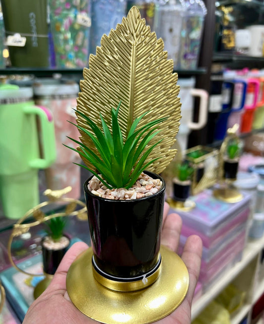 Metal Pot for Home Decoration