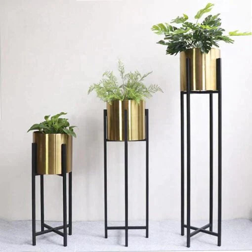 High Class Planter Set of 3 With Arrangement