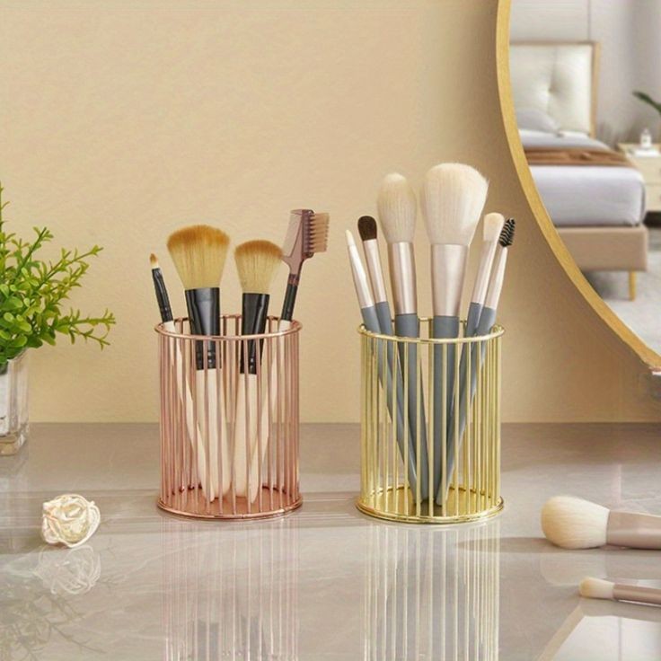 Metal Cosmetic Organizer for Makeup Brushes and Pens