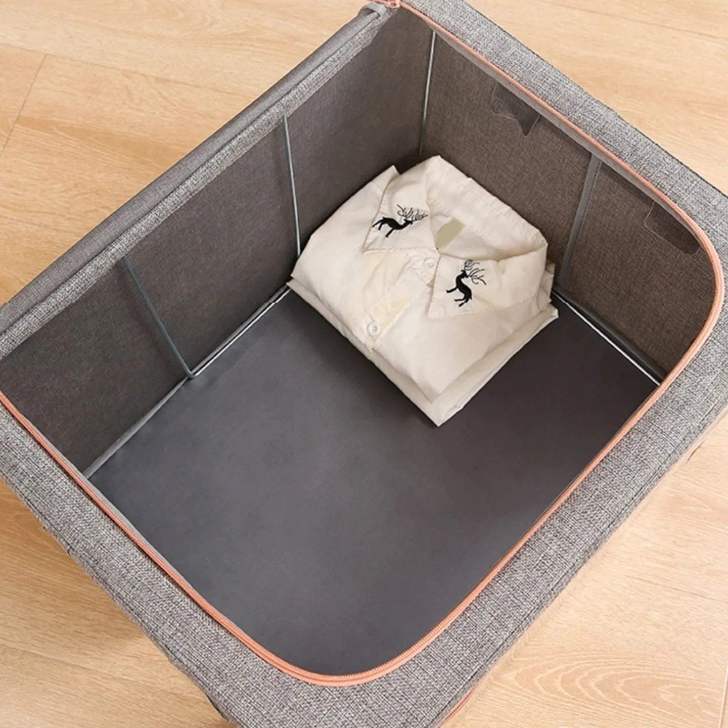 Foldable Clothes Storage Bag With Metal Frame