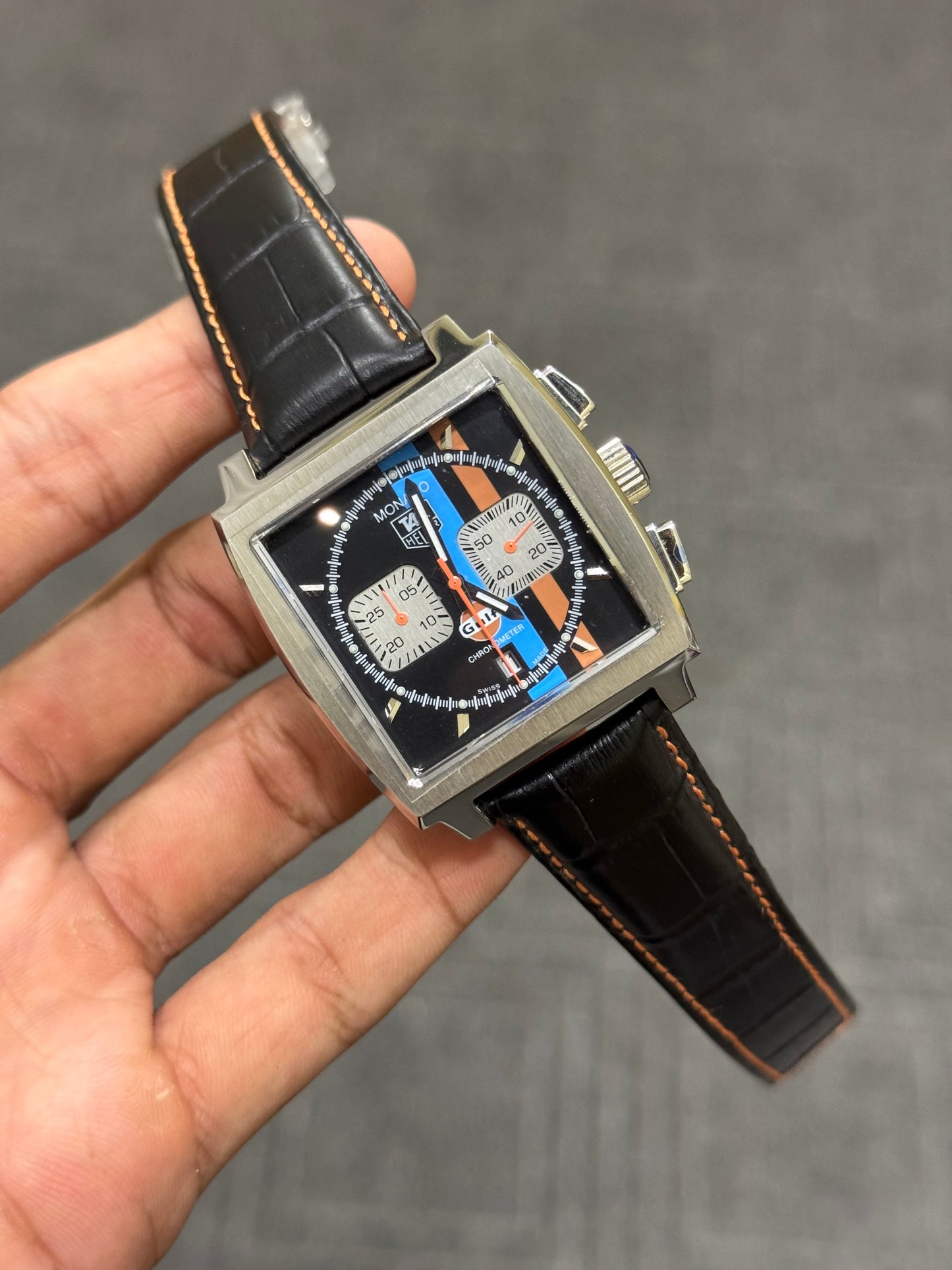 LATEST COLLECTION X GULF CALIBRE 11 CHRONOGRAPH SILVER CASE WITH BLACK LEATHER STRAP