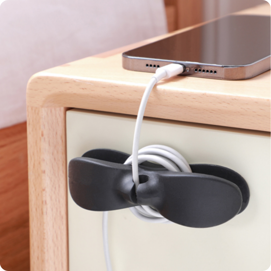 Cord organizer clip attached to blender power cable