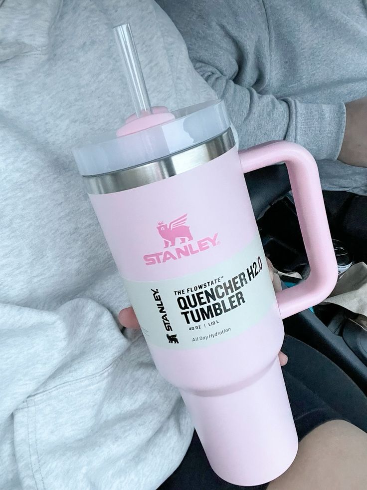 THE QUENCHER H2.0 FLOWSTATE™ TUMBLER | 30 OZ | PINK