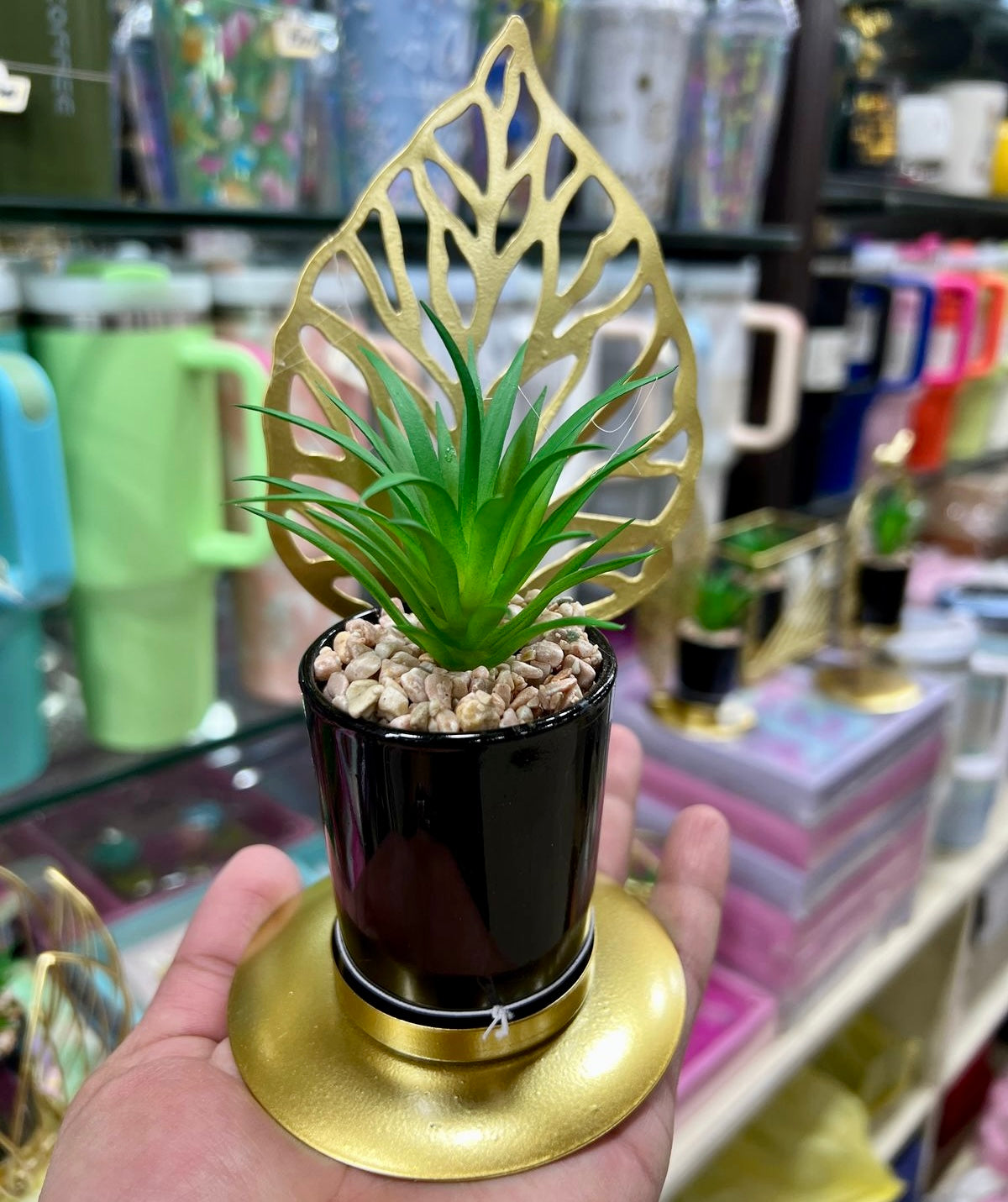 Metal Pot for Home Decoration