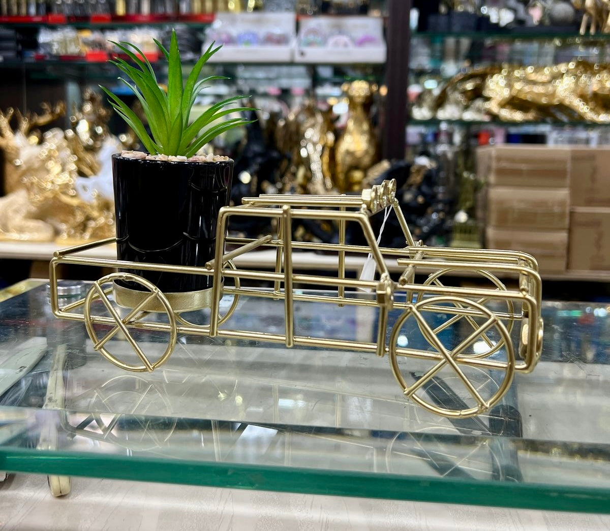 Metal Pot for Home Decoration