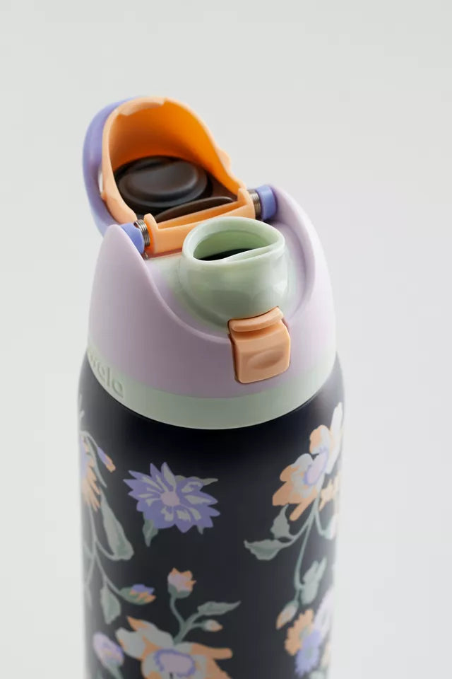 Owala UO Exclusive 32oz FreeSip Bow Water Bottle - Midnight Garden Floral