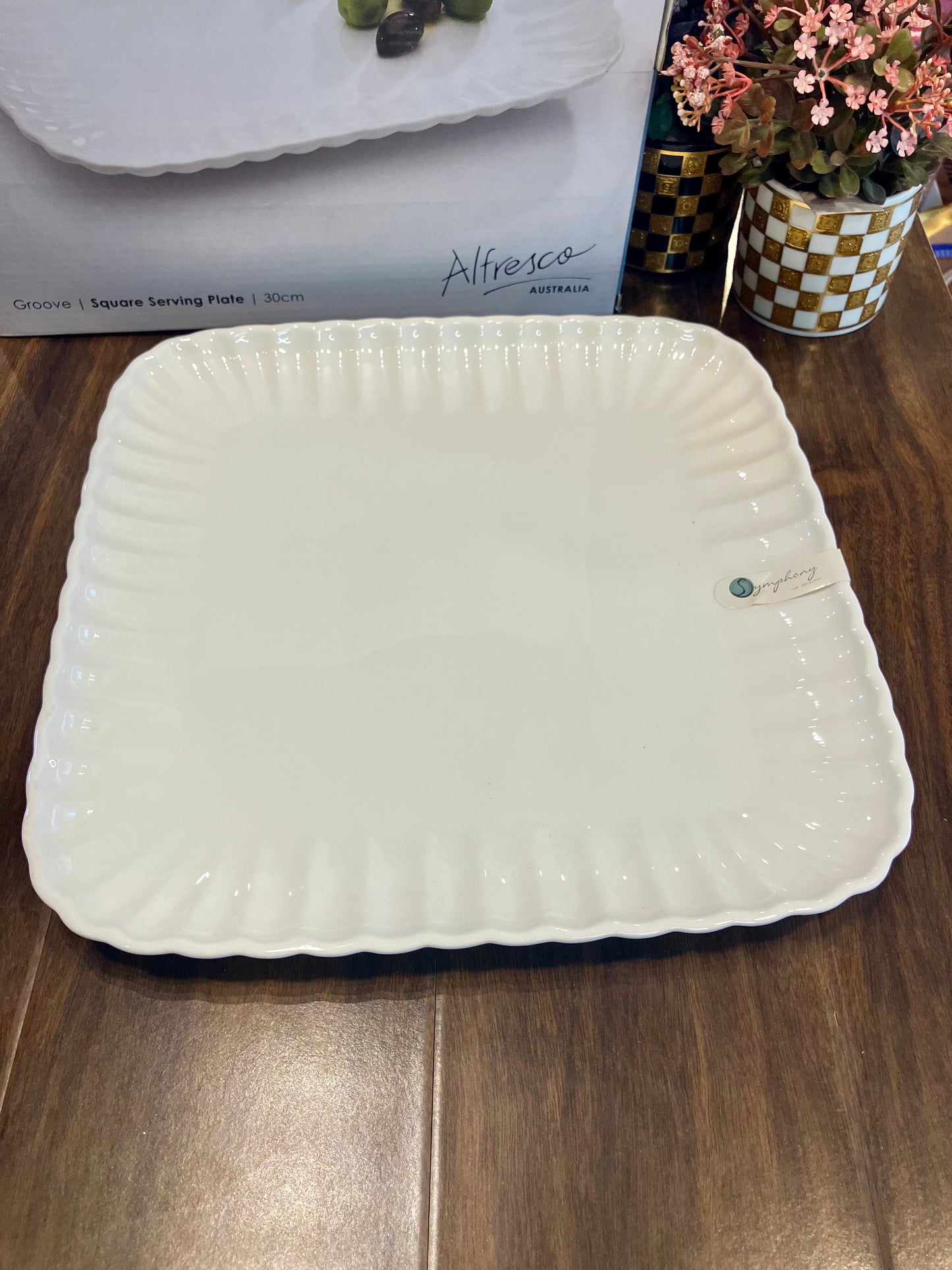 Symphony Square Serving Platter 1Pcs