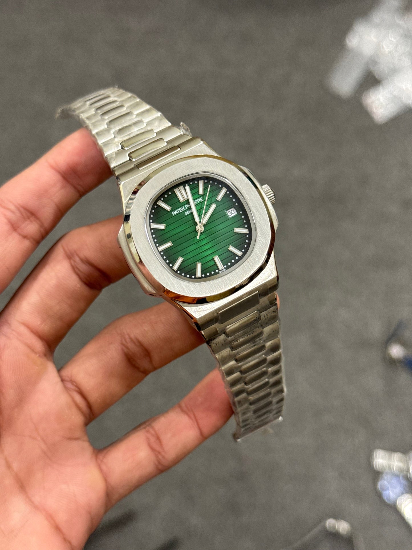 P.P Auto | Silver Case | Green Dial |Silver Strap