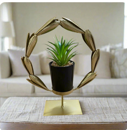 Cage Style Flower Pot