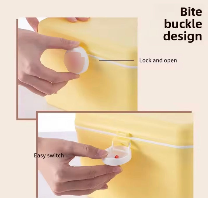 Large Capacity Double Layer Medicine Box