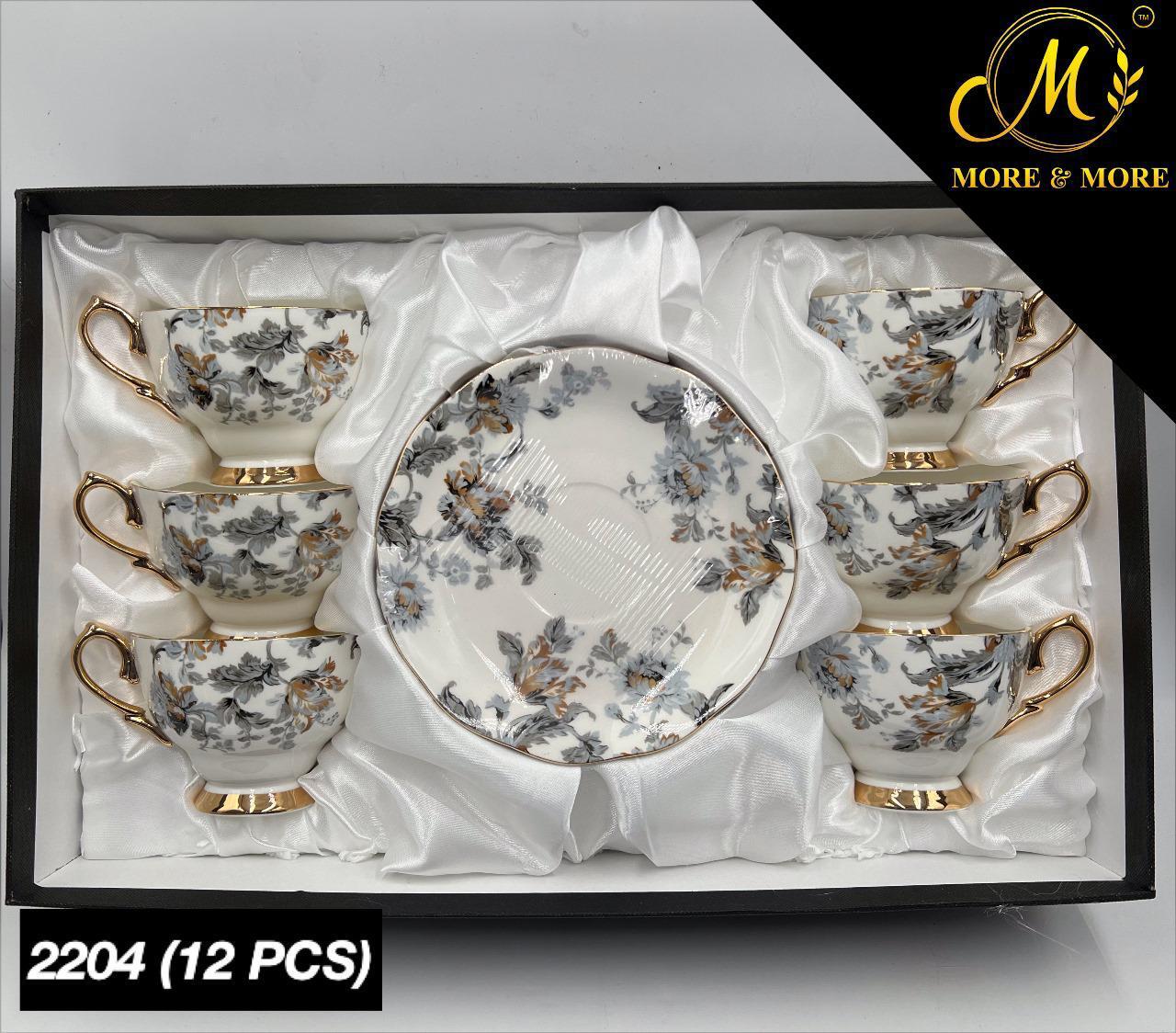 Royal Albert-Style Cup & Saucer Set – Design : 2204-F