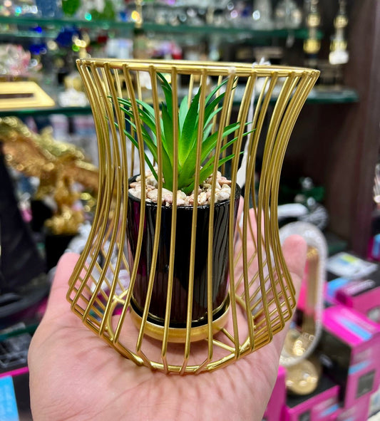 Metal Pot for Home Decoration