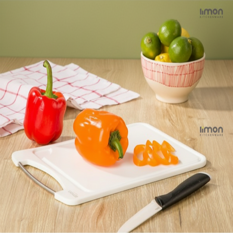 Limon Essential Chopping Board with Handle – Durable Kitchen Cutting Board | Adornia.pk