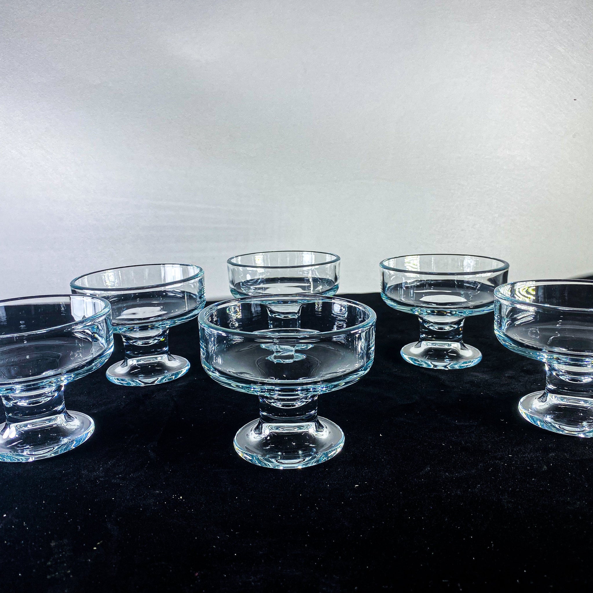 Set of 6 cup glass for ice-cream and salad etc.