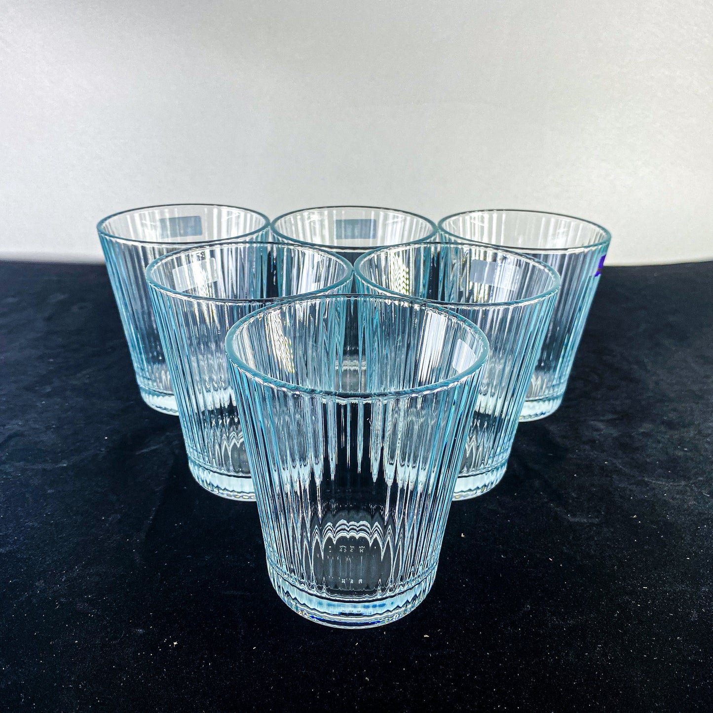 6 PCS  GLASS Ideal for serving water, juice, or cocktails