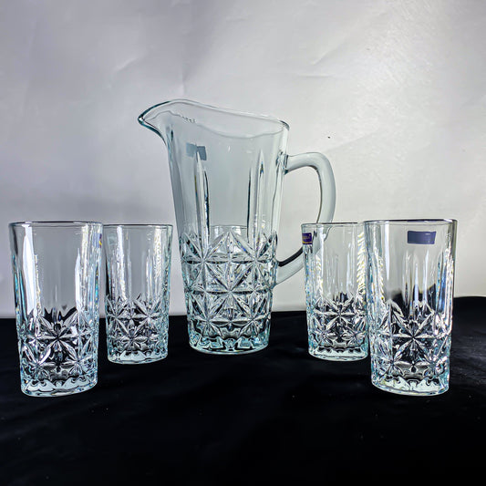 CRYSTAL CLEAR JUG AND 6 EXQUISITE GLASSES 1580/278ML