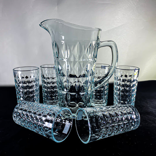 Crystal Clear Jug and 6 Exquisite Glasses  1580/278ml