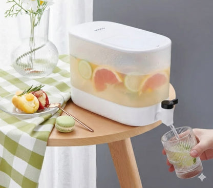 4L Ecoco Large Capacity Fridge Water Jug – Faucet Dispenser For Juice Tea & Cold Drinks