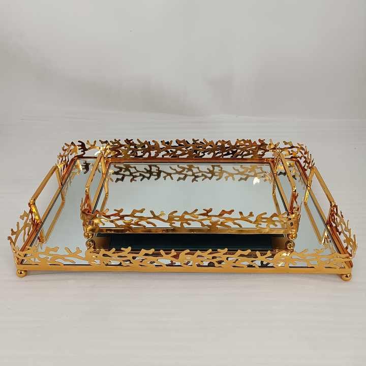 Latest Design Gold Rectangular Mirrored Tray