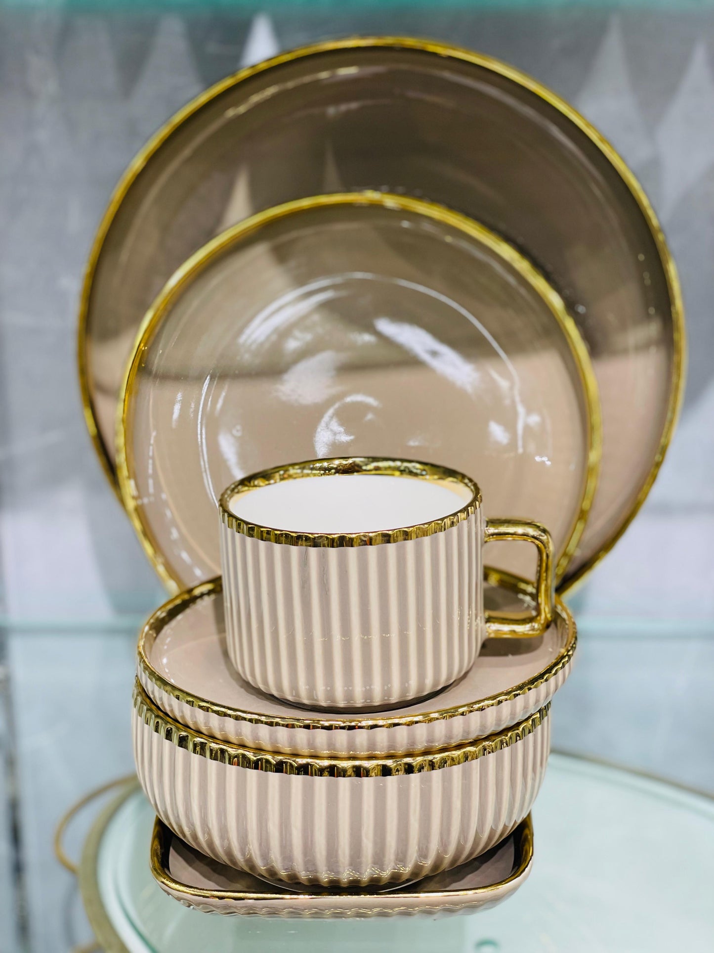 Porcelain Cream Shine Lining Dinner Set - 32 Pieces