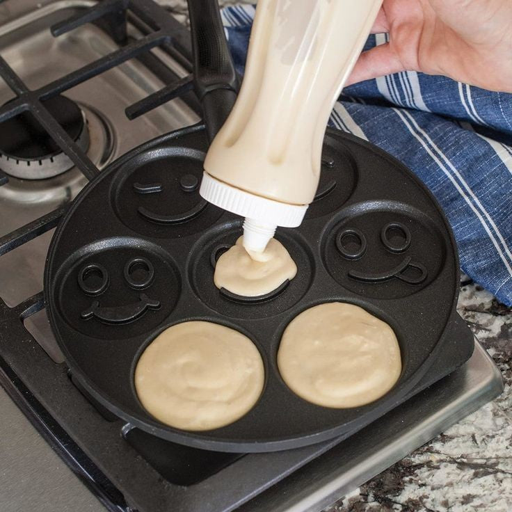 Smiley Face Pancake Pan 27 cm