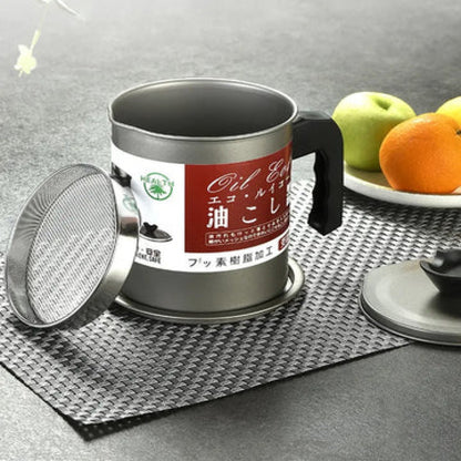 Oil storage and filteration pot with lid