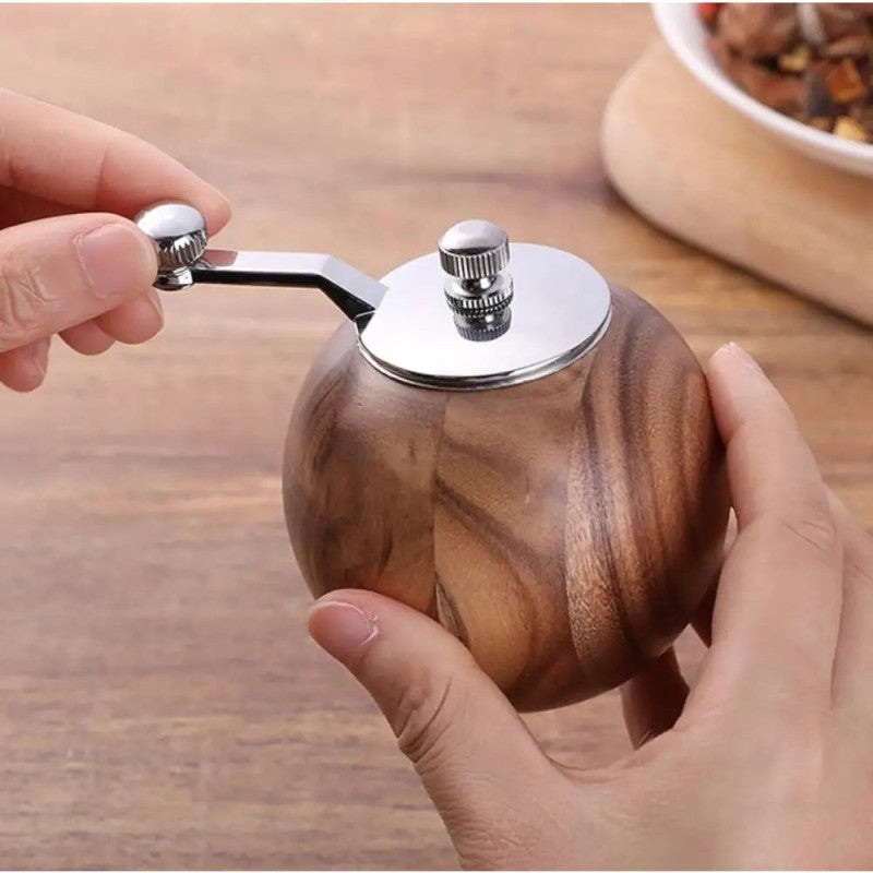 Premium Wooden Pepper & Spice Grinder – Hand Crank Seasoning Mill