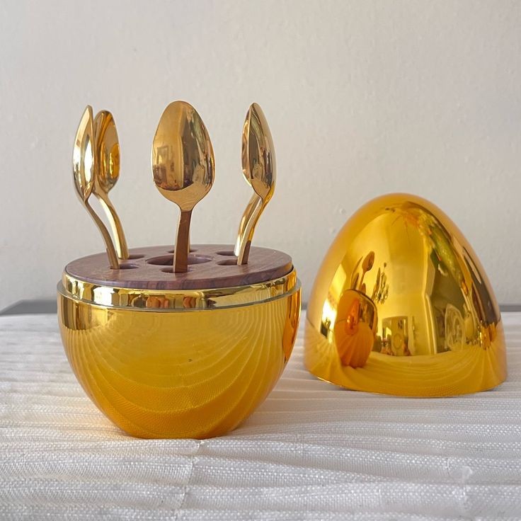 6 Pcs Luxury Gold Egg Shape Cutlery Holder