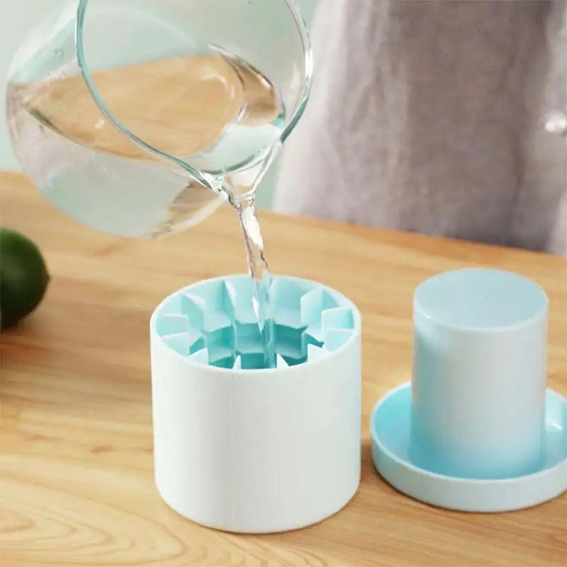 Mini Silicone Ice Bucket.